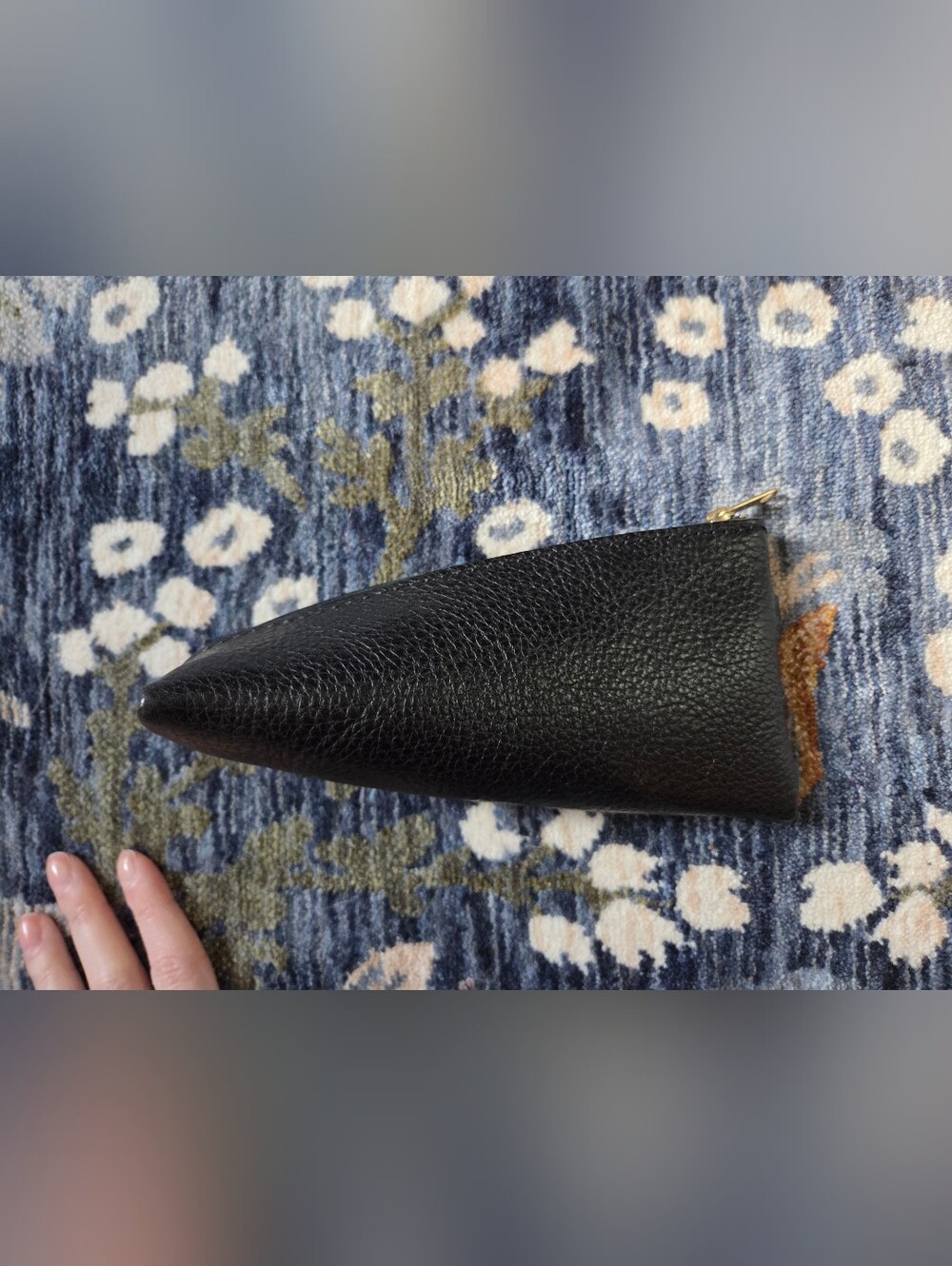 Portland Leather alpine pouch pebbled black - Picture 4 of 5